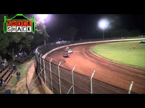 Modified Sedans - Heat 2 - Queensland Title - Kingaroy Speedway - 06.04.2013