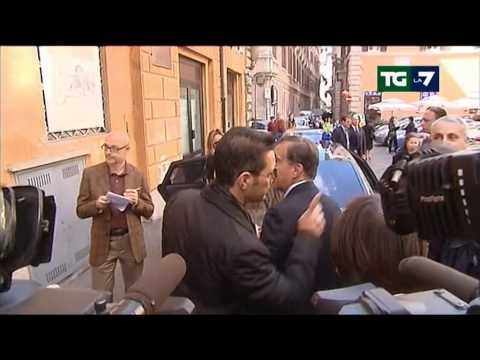 Tg La7 - Edizione delle ore 20.00 del 23/04/2012