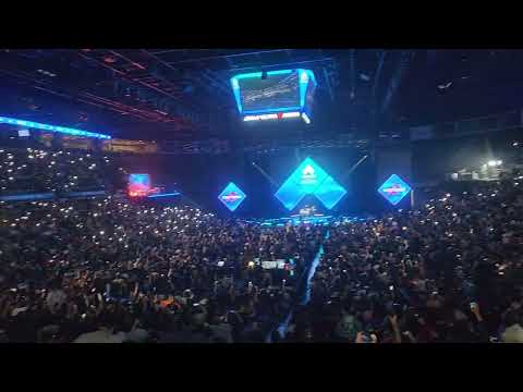 Evo 2023 Crowd Lights Chanting Evo Evo Evo