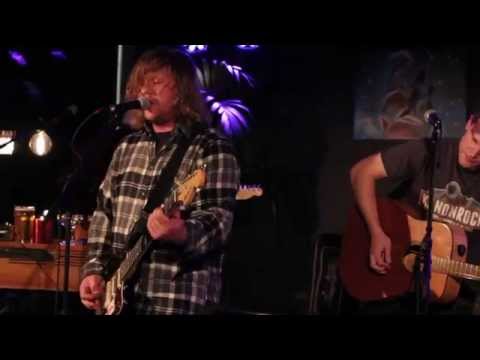 Laurits Mosseby med band - Rytmeroy 1 & Drunk (Live på Bryggerhuset i Halden)