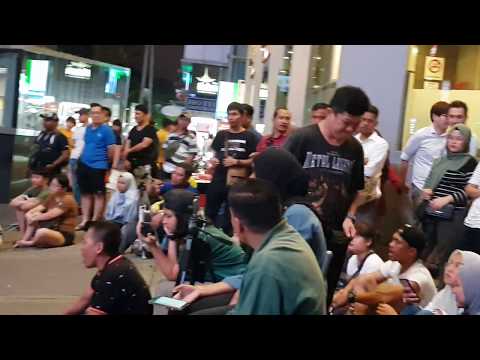 aku takkan melupakanmu,permintaan pelancong dari tanah seberang