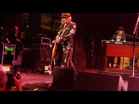 Hollywood Vampires (Johnny Depp) - I Got A Line On You - Rome (08/07/2018)