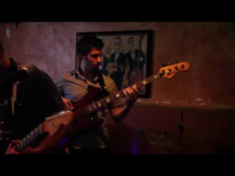 Atikas Arras - Paper Plate Live