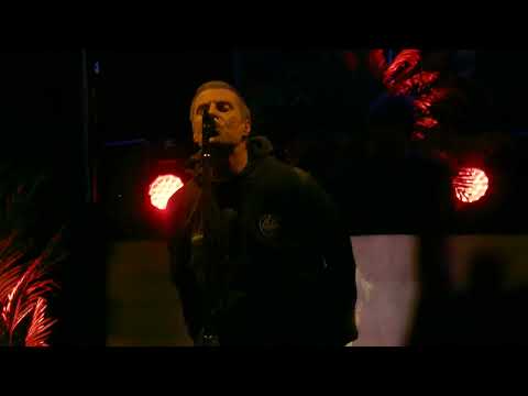 Liam Gallagher dedicates 'Half The World Away' to Noel [Live at Utilita Arena, Cardiff - 03-06-2024]