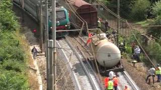 preview picture of video 'Deragliamento ferroviario sulla Firenze-Bologna'