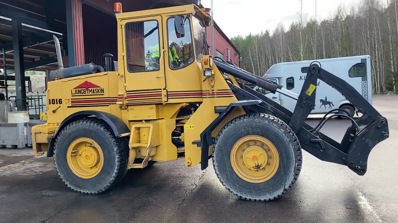 Presentation video clip: Ljungby 1016 Hjullastare - Stora BM fäste -  - 1992