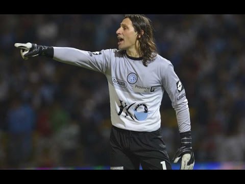 las mejores atajadas de olave #1 / Luciano Perachi