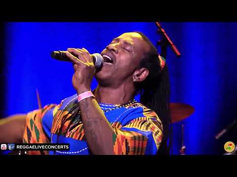 E-MANN & DREADLESS LIVE - MY EYES HAVE SEEN @ BIBELOT DORDRECHT