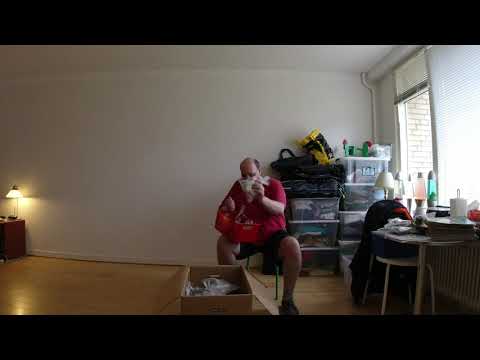 MongoTV_5919 - Mongo Drones Testcenter - Del 64 - Smider Gamle Legetøjs Droner UD