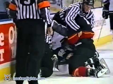 Chris Clark vs Bryce Salvador