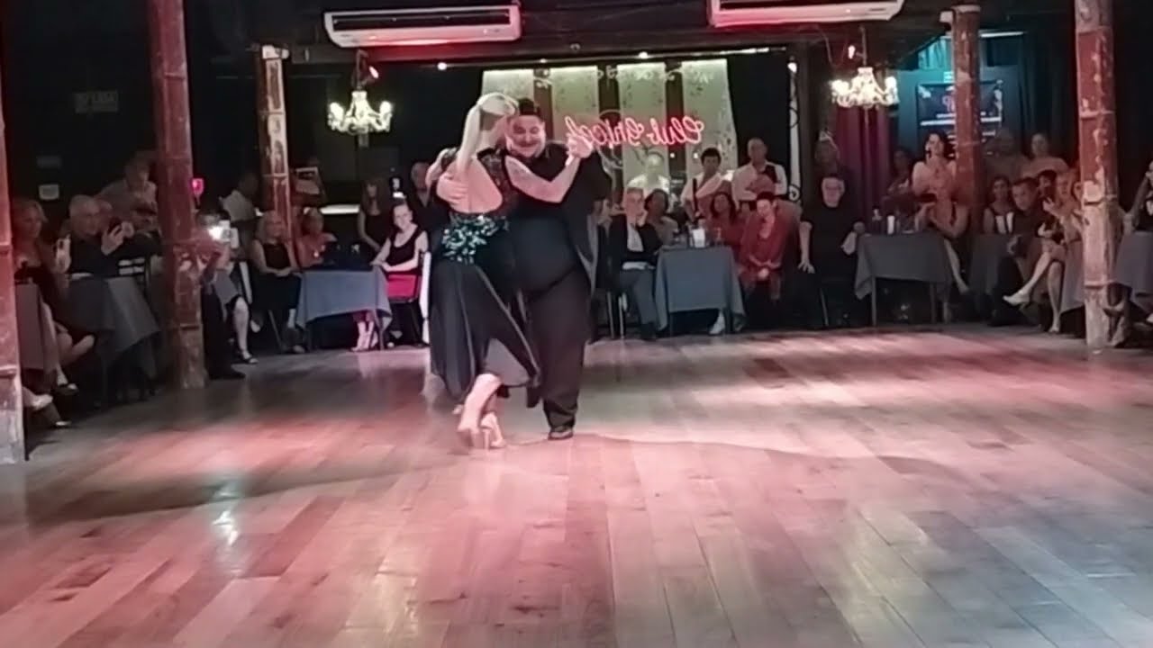 Alejandra Martinian y Aoniken Quiroga - Mandria - D`Arienzo - Echague