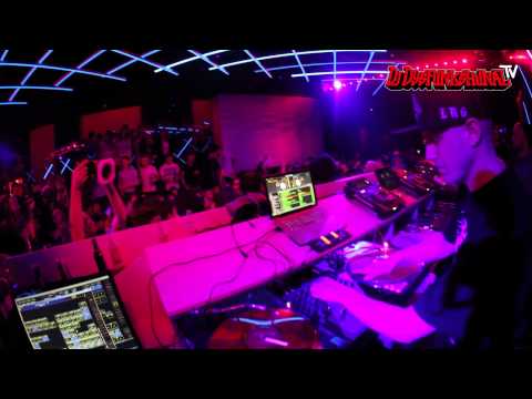 DJ Dysfunkshunal at Redbull Thre3style Belgium Finals (Culture Club, Gent - March 28 2013)