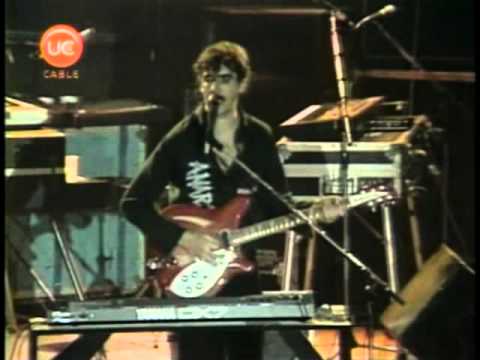 Charly Garcia - Nos siguen pegando abajo (Chile 1985)