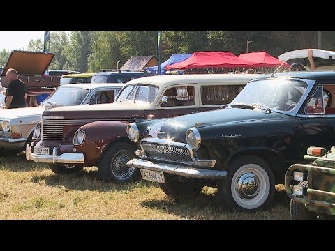 Унікальні та раритетні автомобілі в Коломиї (ВІДЕО)