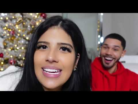 CANDY CANE KISSING CHALLENGE!!