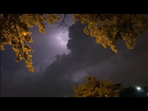 THE PERFECT STORM! Severe Thunderstorm | Minneapolis 8-10-20 | Close Lightning, Strong Winds