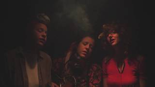 Rainbow Girls - "Smoke Rings" (Les Paul & Mary Ford Cover)