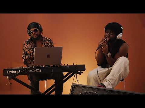 Mophty - Single (feat Kuami Eugene) Acoustic Session with Mix Master Garzy