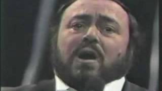 Luciano Pavarotti.  Spirto Gentil