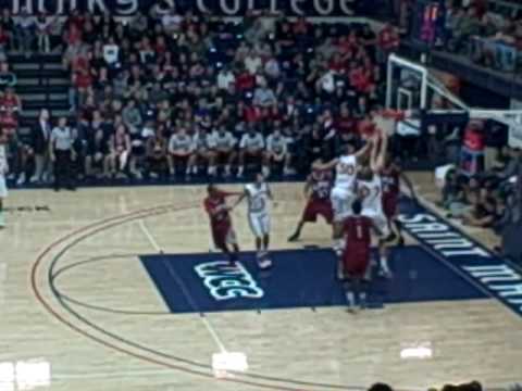 MBB: The Gaels' Mitchell Young sticks with the rebound