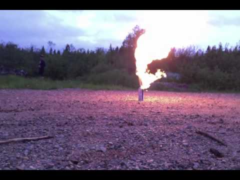 Exploding spray paint can....