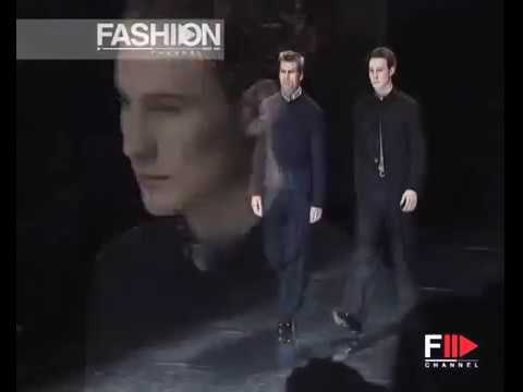 "Giorgio Armani" Autumn Winter 2001 2002 Milan 2 of 2 Menswear by FashionChannel