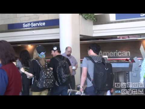 130523 T-ara N4 waving goodbye~ @ LAX