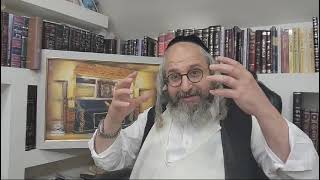 *אור ימי החנוכה* – בעברית – *הכנה לאורות ימי החנוכה* – 28 – 🕯🔥 הכנה להדלקת הנר החמישי של ימי החנוכה (הרב מוטה פראנק) - התמונה מוצגת ישירות מתוך אתר האינטרנט יוטיוב. זכויות היוצרים בתמונה שייכות ליוצרה. קישור קרדיט למקור התוכן נמצא בתוך דף הסרטון