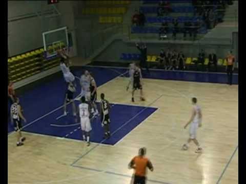 Leroy Nobles dunk (2012-02-07 Pasvalio Pieno žvaigždės - Liepojos Liepajas Lauvas)