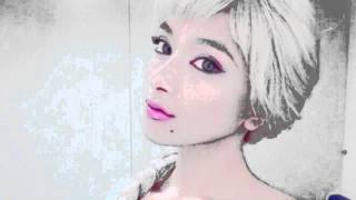 ローラのアナ雪エルサがすごい