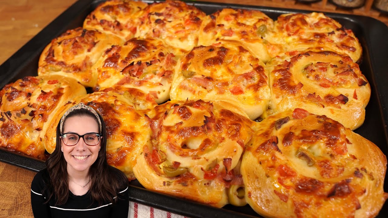 Pão de pizza assado, salgado com massa fofinha e fácil de fazer!