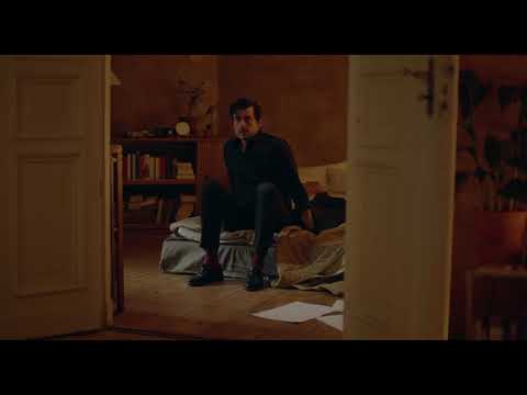 Thumbnail of the video: The Square clip - Monkey