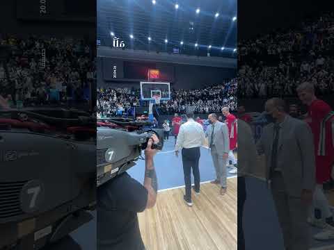 الرئيس أحمد الشرع على ملعب كرة السلة