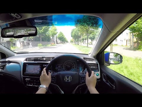 HONDA GRACE 2017, Гибрид, 4WD. Тест-драйв по городу.