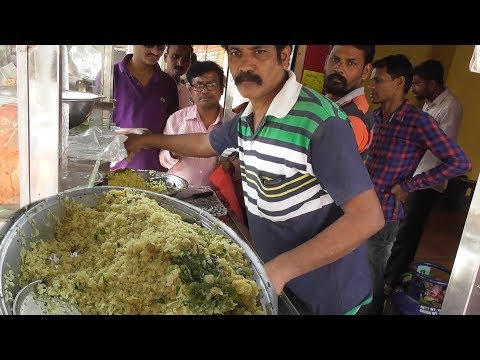 Sri Ram Tasty Nasta - Anything You Want @ 20 rs Only - Aloo Poha /Samosa /Moong Vada Video