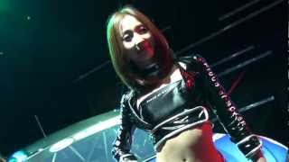 東京オートサロン2013 SUBARUの3人の美人お姉さん！！