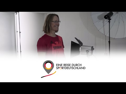 Episode 4 I Juni 2021 I Lisa Unruh bei der Einkleidung für Tokio