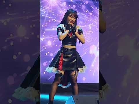 230226 (Guitar Fancam) Kiss Kitsune - Dream Catcher @ We Are The Glass Girls Concert - The Market