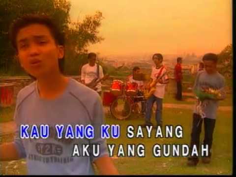 download lagu mp3 mp4 Download Mp3 Mengusung Rindu, download lagu Download Mp3 Mengusung Rindu gratis, unduh video klip Download Mp3 Mengusung Rindu