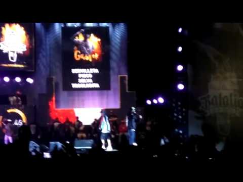 Gasper vs shadow - Red bull batalla de gallos internacional 2016