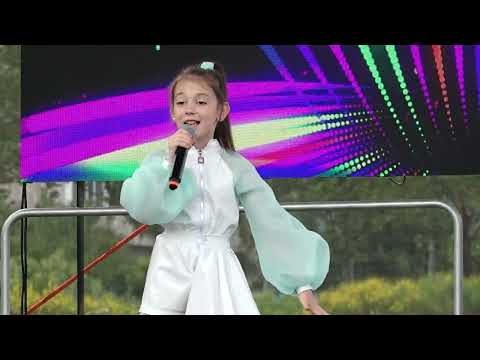 Selena Gaidău  - Festival "În Lumea Surprizelor"