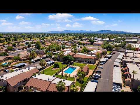 Stylish Dobson Glen Townhome | Updated Kitchen, Loft & Pool Access property video