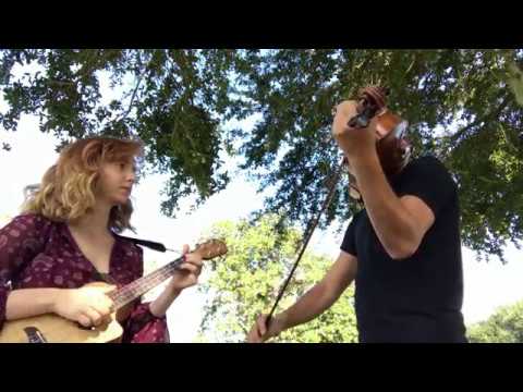 Somewhere Over The Rainbow - ukulele viola duo