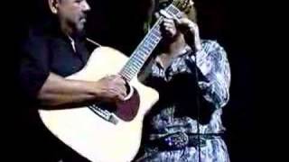 Trisha Yearwood - &#39;Let The Wind Chase You&#39; (live acoustic)