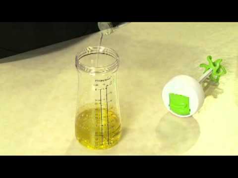 Dressing Shaker - Kitchen Gadget Demo - Progressive International