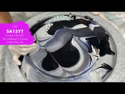 194. Sheleeart Australian Fluid Artist - Negative Space Swipe