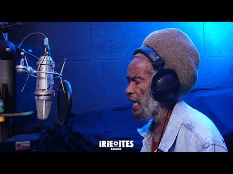 Max Romeo & Irie Ites - Set Me Free (Dubplate)