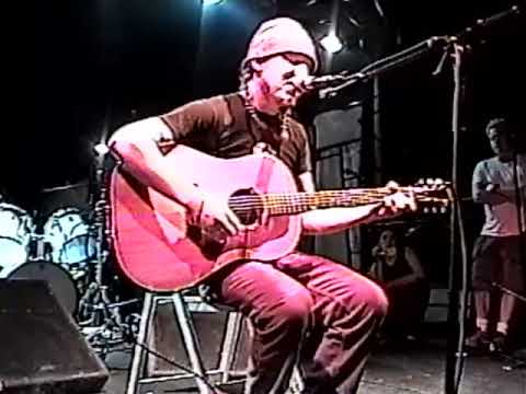 Elliott Smith - Shooting Star at Sunset Junction 8-18-01 (Direct Transfer)