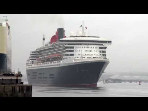 Queen Mary 2 Arrives at Southampton