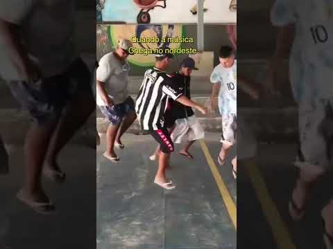 Quando a música chega no nordeste 😂 Amigo Turco